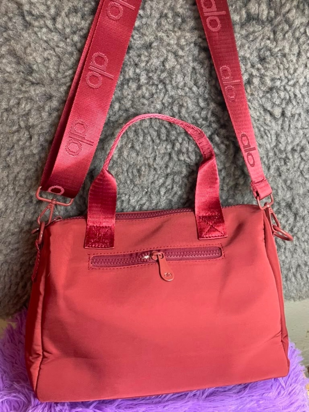 ALO Yoga Red Women’s Crossbody Tote Bag - Picture 2 of 2